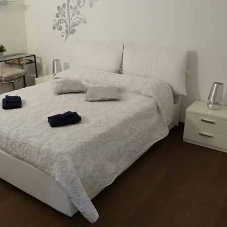 Апартаменты Dolce House By Portofinovacanze